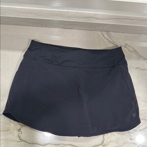 Black Rhoback Skort